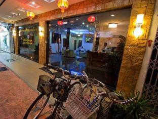 Hotel Ck *